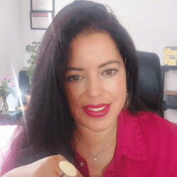 Suéllen Santana de Oliveira