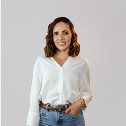 CARLA AMELIA FERREIRA COUTO
