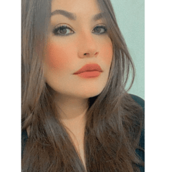 Michelle Calegario Terapeuta Integrativa