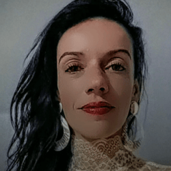 Lilian Ferreirali
