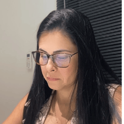Tania Araujo