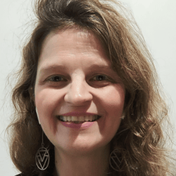 Keila Caiani Carraturi