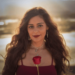 Renata Almeida
