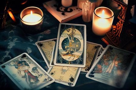 Leitura Semanal com Tarô e oráculos