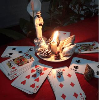 Consulta com dados, cartas e dominó seu Zé Pelintra