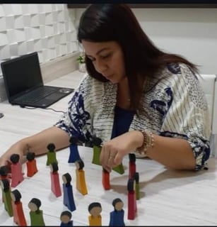 Constelação Familiar com bonecos