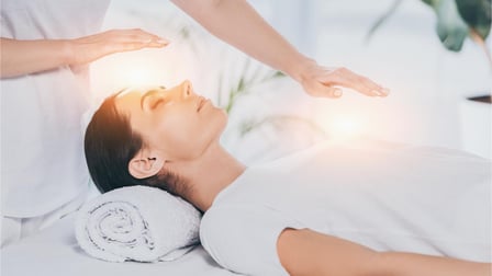 REIKI Presencial e à Distância