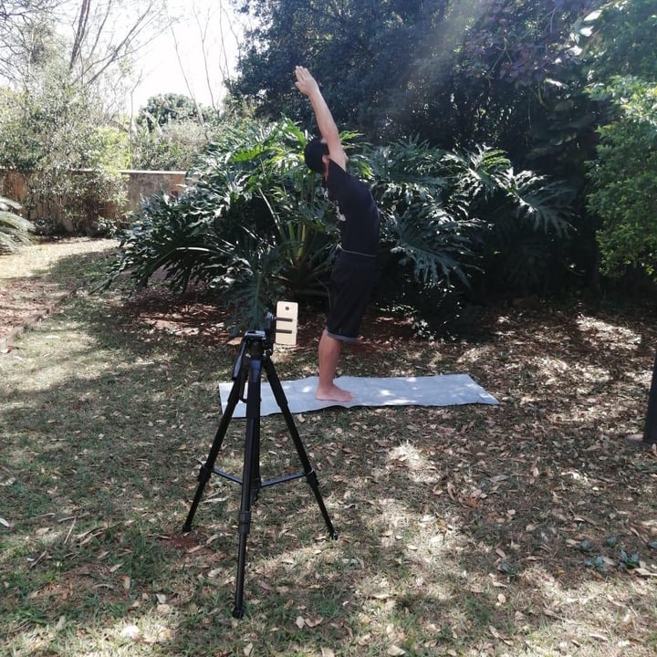 Práticas de Yoga e Meditação - online e em grupo