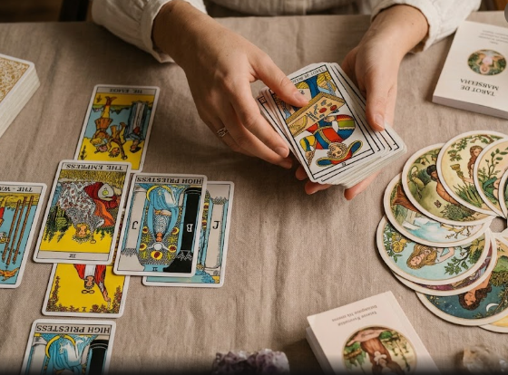 Leitura de Tarot e Oráculos para Mulheres